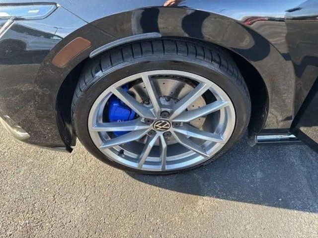 Certified 2024 Volkswagen Golf R image 26
