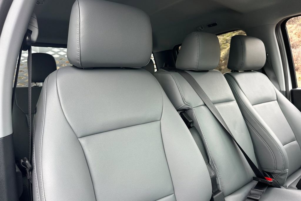 New 2026 Ford F550 4x4 Crew Cab Super Duty image 13