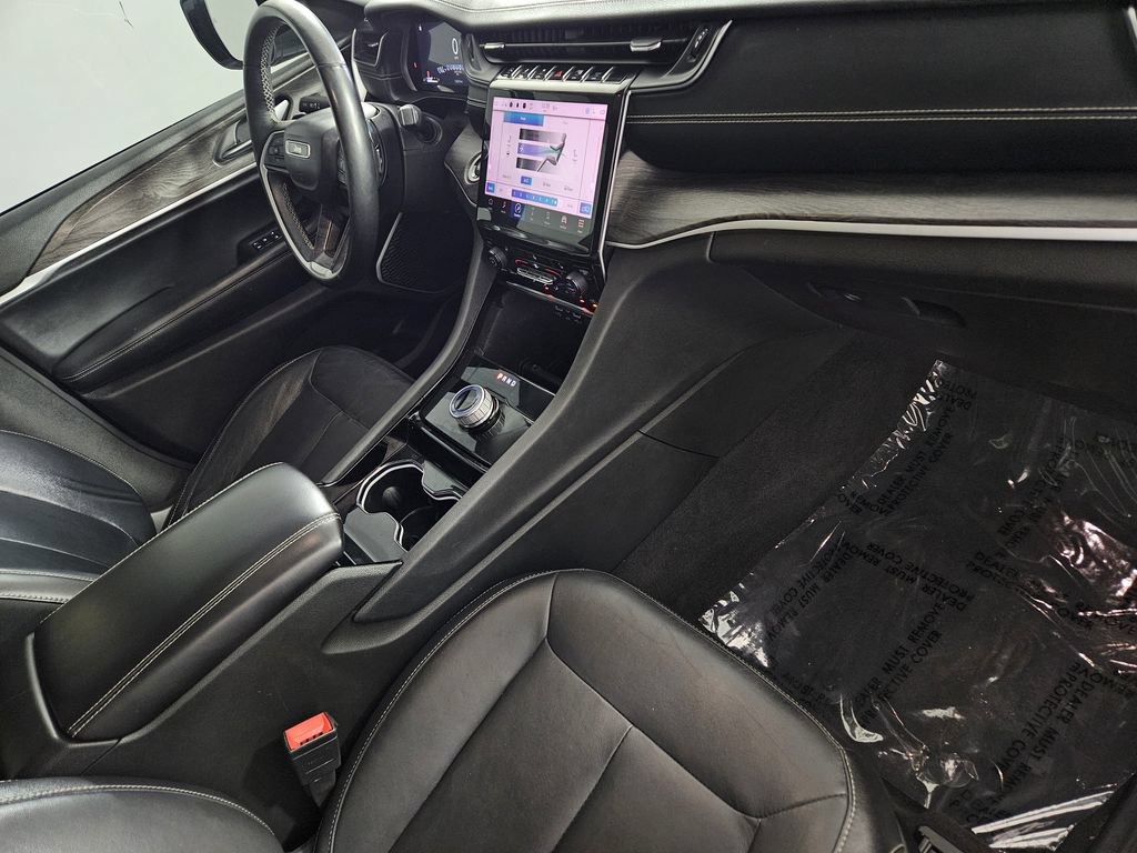 Used 2021 Jeep Grand Cherokee L Limited RWD image 31