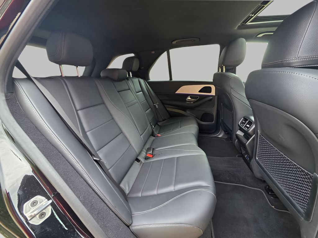 Used 2024 Mercedes-Benz GLE 450e 4MATIC image 9