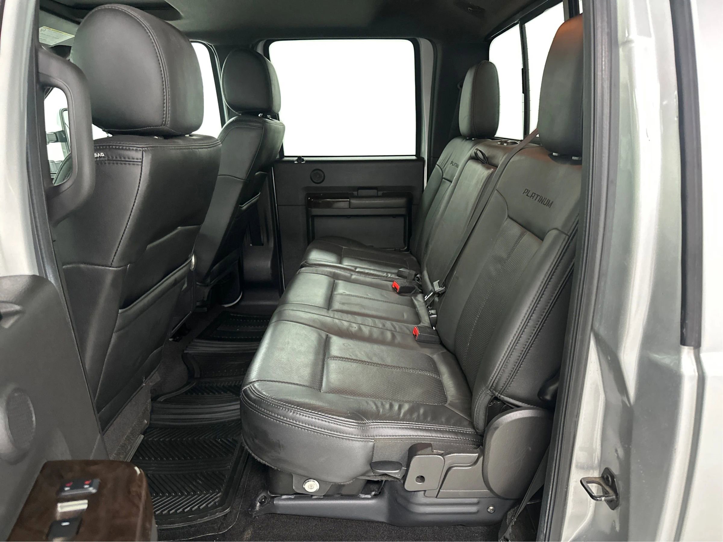 Used 2016 Ford F350 Platinum image 10