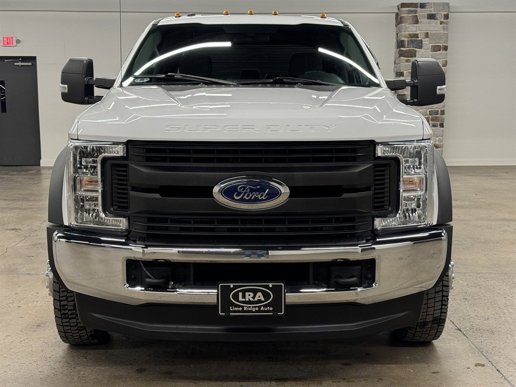 Used 2019 Ford F450 XL w/ Power Equipment Group image 2