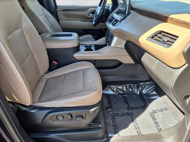 Used 2021 Chevrolet Tahoe Premier w/ Premium Package RWD image 30