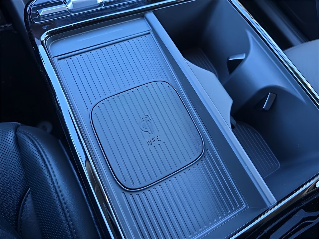 New 2025 Hyundai Tucson Limited image 32