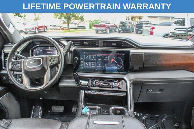 Used 2024 GMC Sierra 3500 Denali w/ Denali Reserve Package AWD/4WD image 18