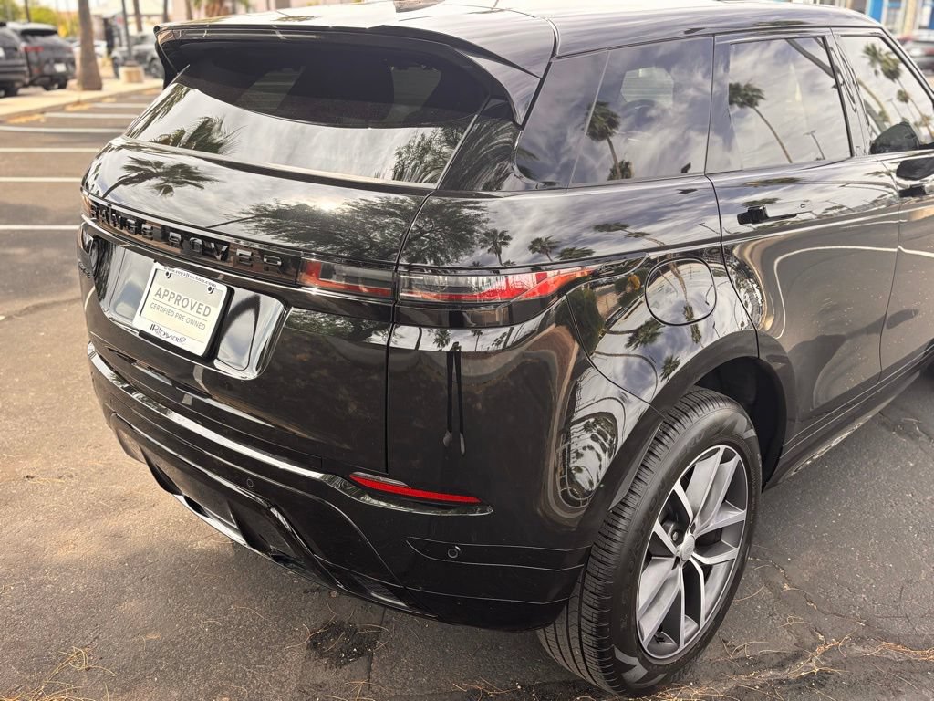 Used 2024 Land Rover Range Rover Evoque Dynamic SE AWD/4WD image 8