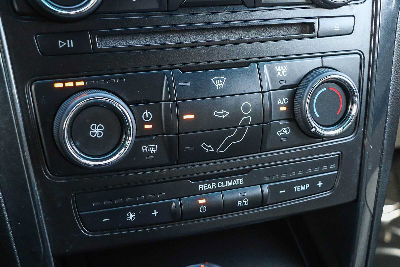 Used 2017 Ford Explorer FWD image 22