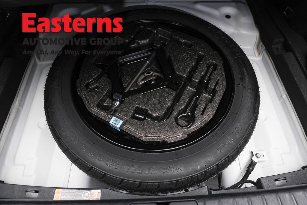 Used 2025 Genesis G70 2.5T RWD image 23