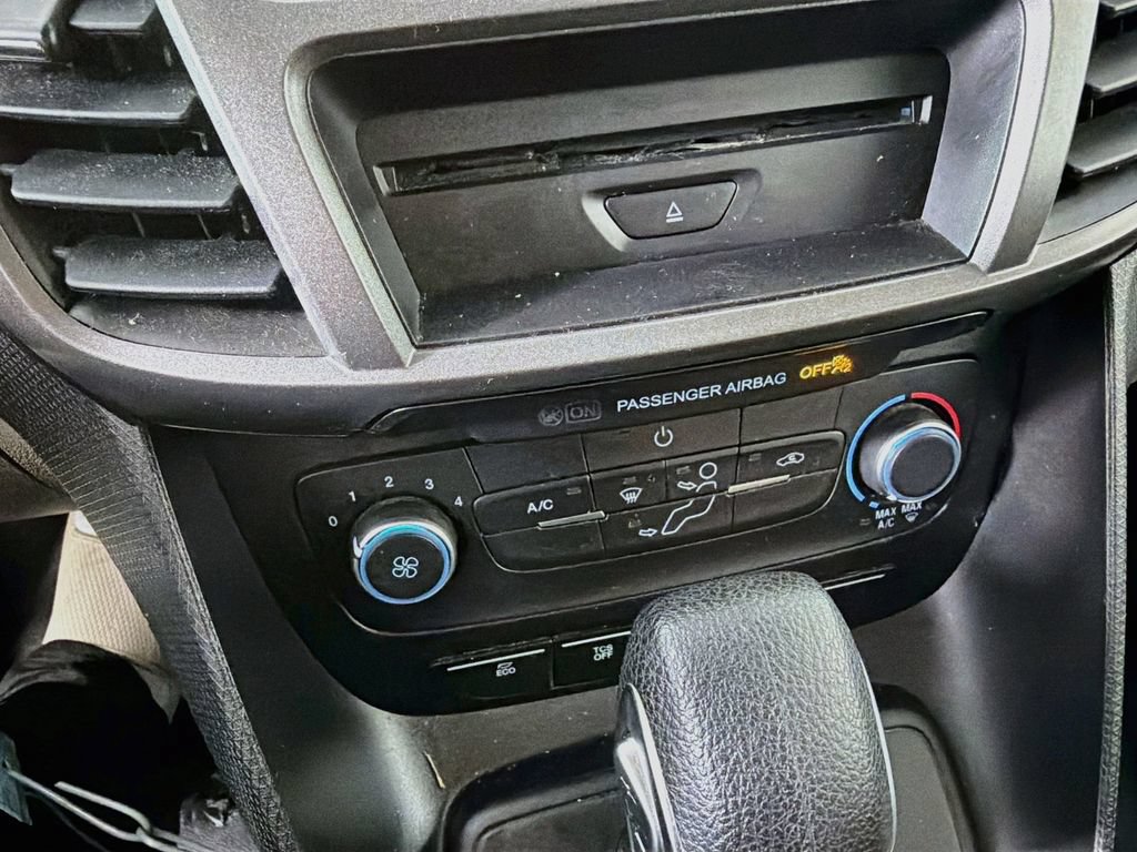 Used 2020 Ford Transit Connect XL FWD image 15