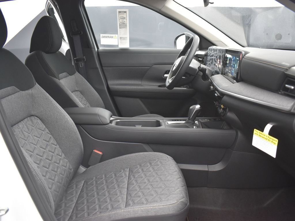New 2026 Nissan Kicks SV w/ SV Premium Package image 22