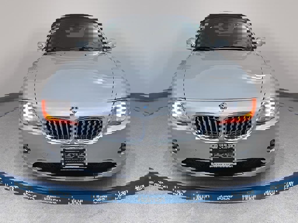Used 2004 BMW Z4 3.0i image 3