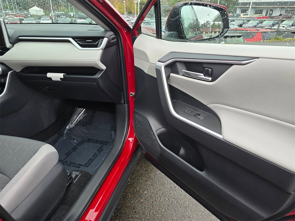 New 2025 Toyota RAV4 XLE image 12