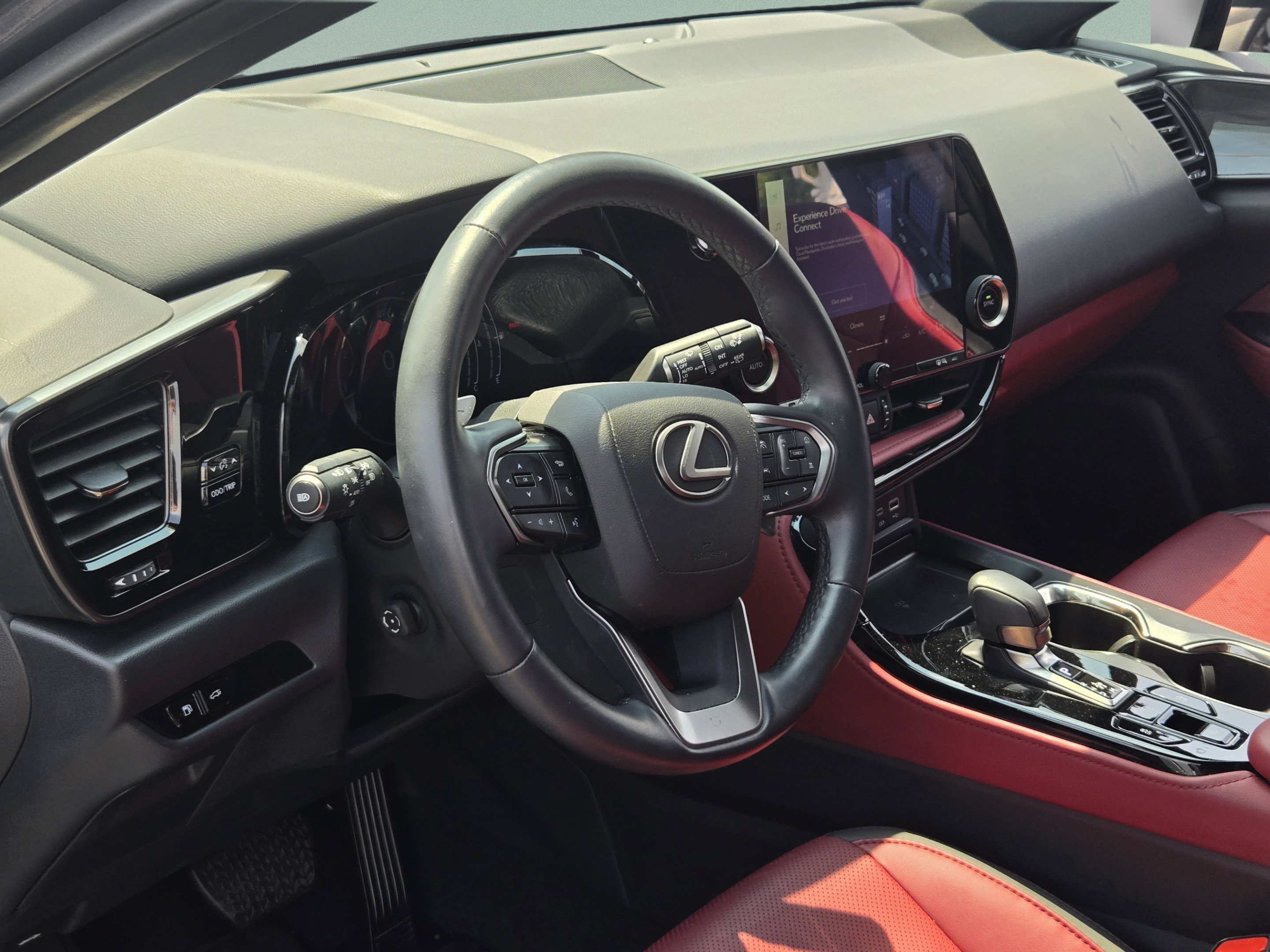 Certified 2025 Lexus NX 250 FWD w/ Accessory Package (Z1) image 11