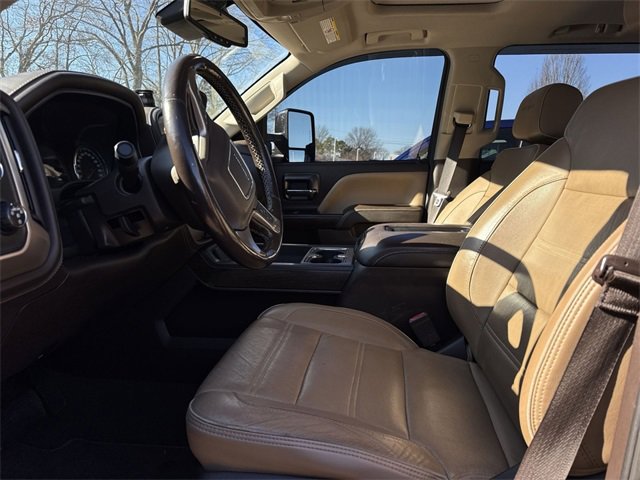 Used 2019 GMC Sierra 2500 Denali w/ Duramax Plus Package image 11