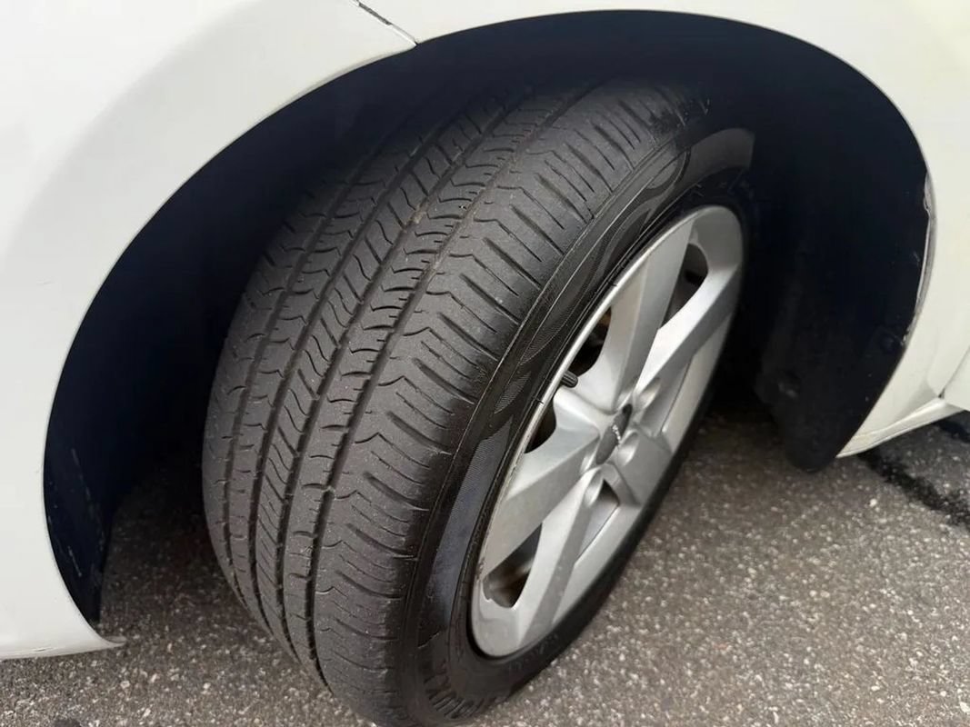 Used 2015 Dodge Dart SXT FWD image 36