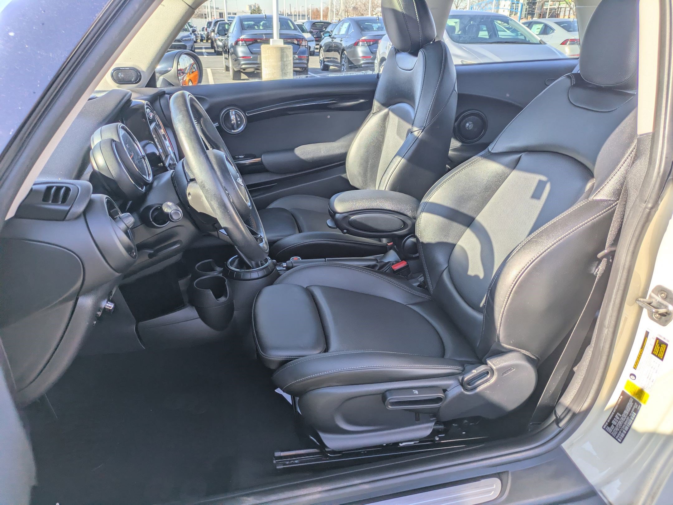 Used 2017 MINI Cooper S image 27