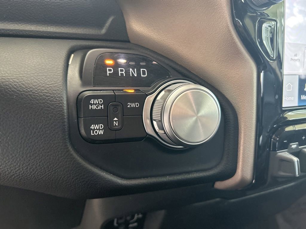 Used 2022 RAM 2500 Laramie AWD/4WD image 8