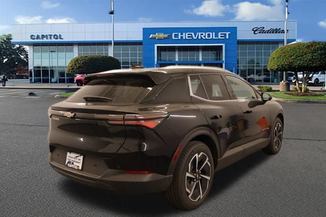 New 2026 Chevrolet Equinox EV LT FWD image 3