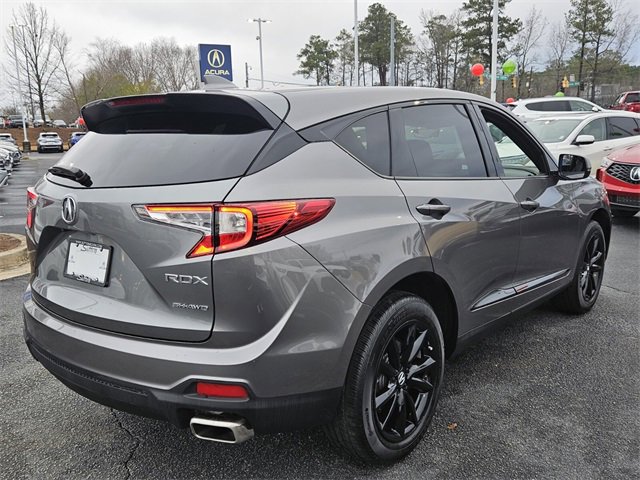 Used 2025 Acura RDX SH-AWD image 12