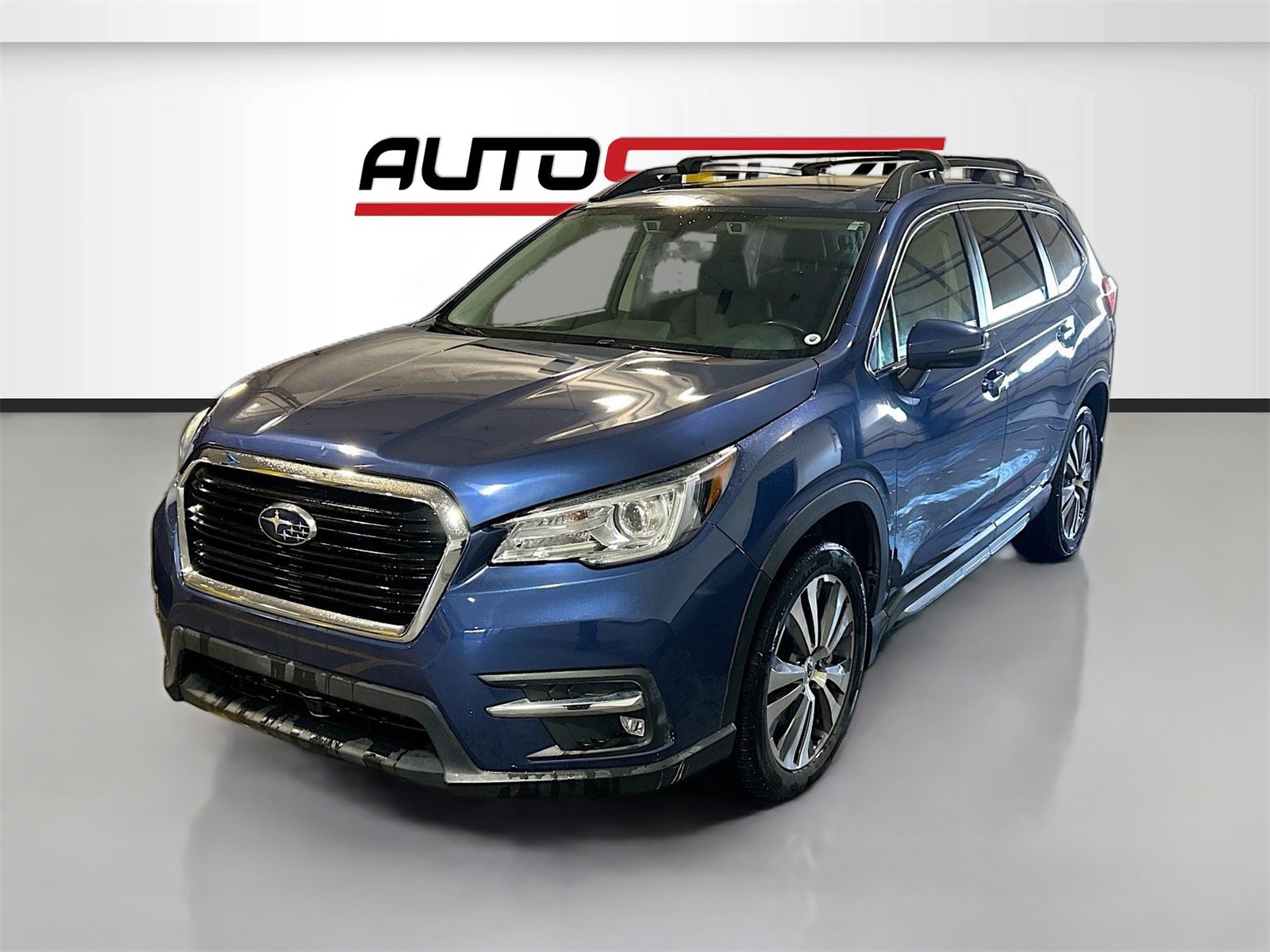 Used 2021 Subaru Ascent Limited w/ Technology Package image 3