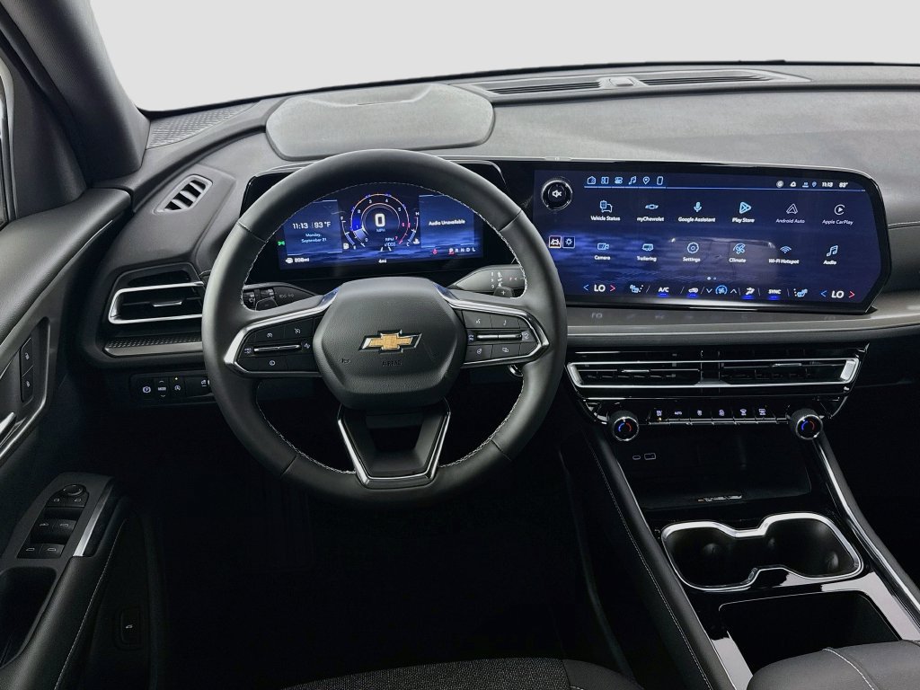 New 2027 Chevrolet Traverse LT w/ Sun and Wheel Package FWD image 25