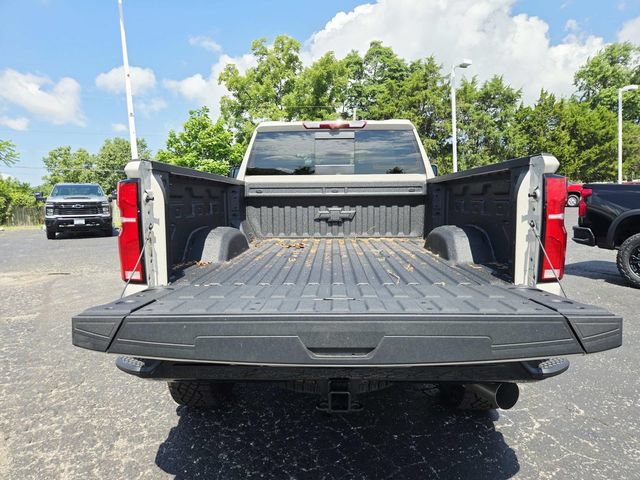 New 2026 Chevrolet Silverado 2500 ZR2 w/ LPO, Dark Essentials Package AWD/4WD image 15