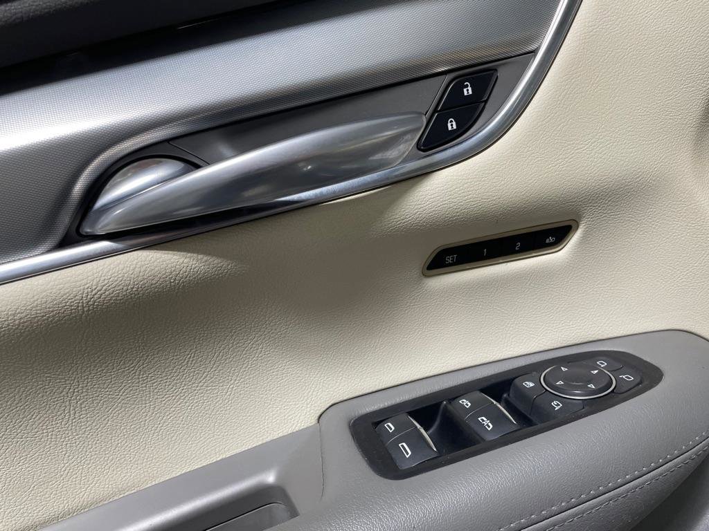 Used 2019 Cadillac XT5 Luxury image 12