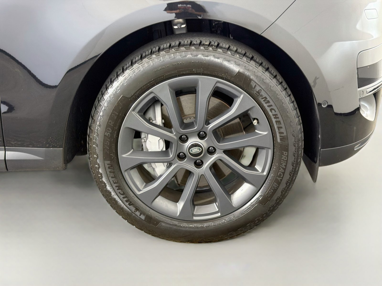 Used 2024 Land Rover Range Rover Sport SE AWD/4WD image 36