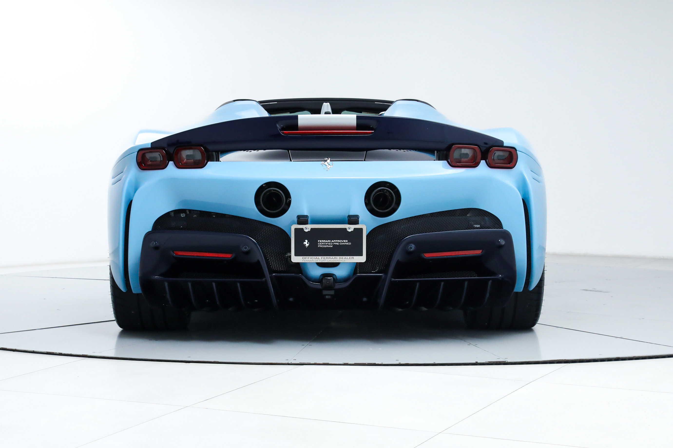 Certified 2025 Ferrari SF90 Spider AWD/4WD image 9