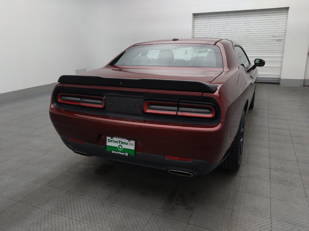 Used 2020 Dodge Challenger SXT w/ Blacktop Package RWD image 7