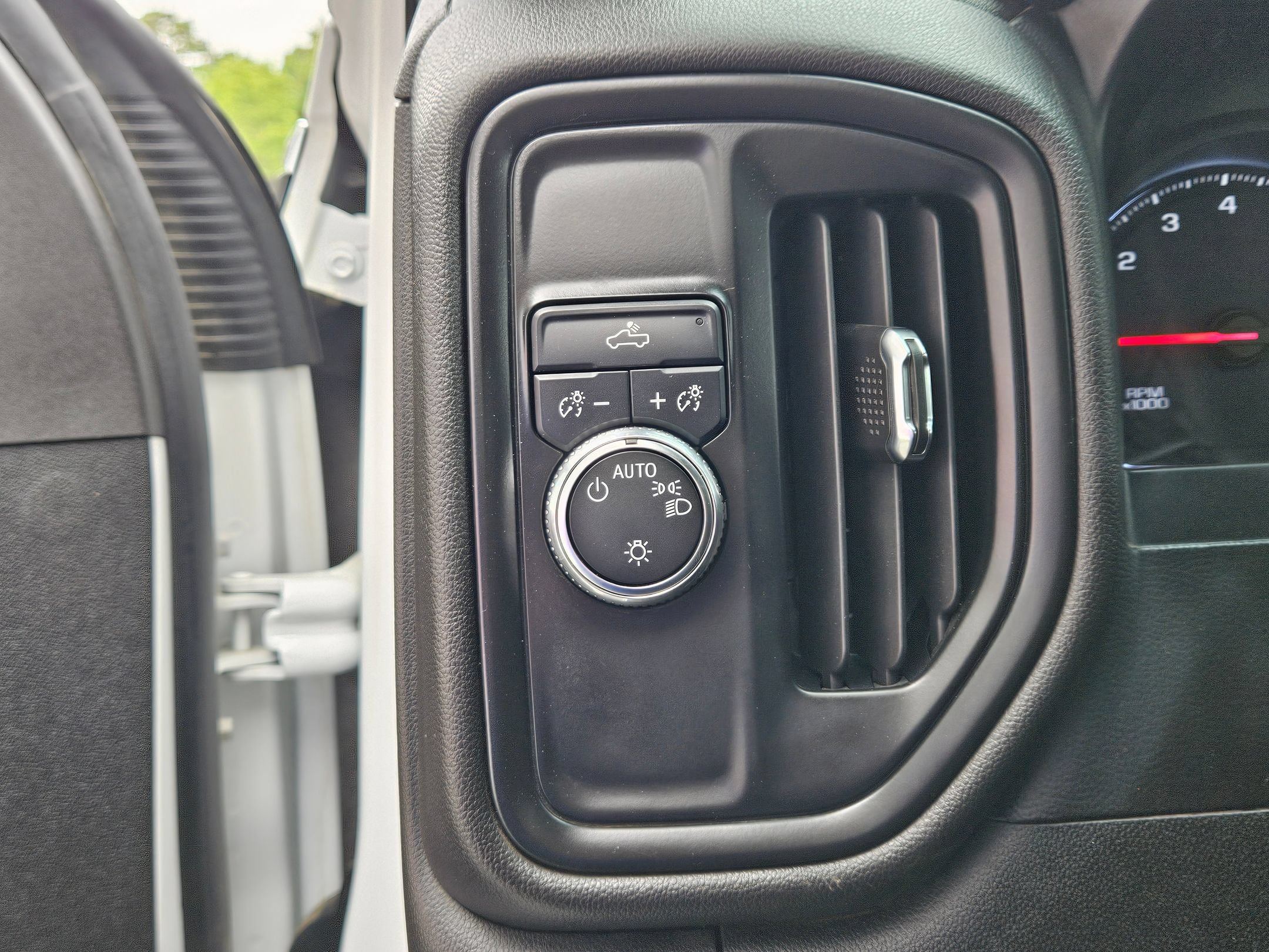 Used 2021 GMC Sierra 2500 2WD Regular Cab w/ Convenience Package image 18