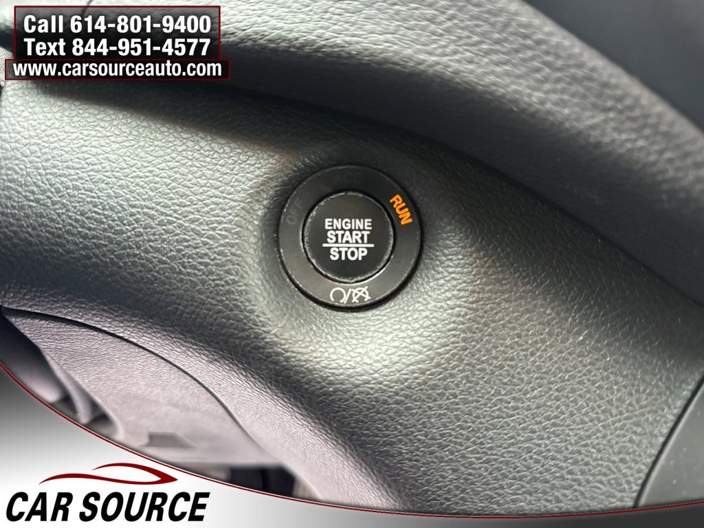 Used 2019 Jeep Cherokee Latitude Plus image 17