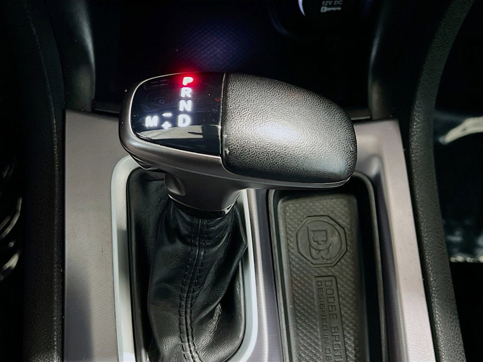 Used 2021 Dodge Charger SXT w/ Leather Interior Group image 11
