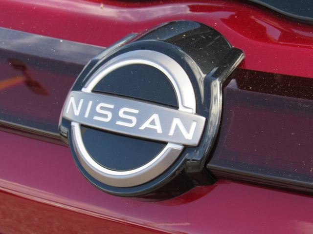 Certified 2024 Nissan Kicks SR w/ SR Premium Package FWD image 14