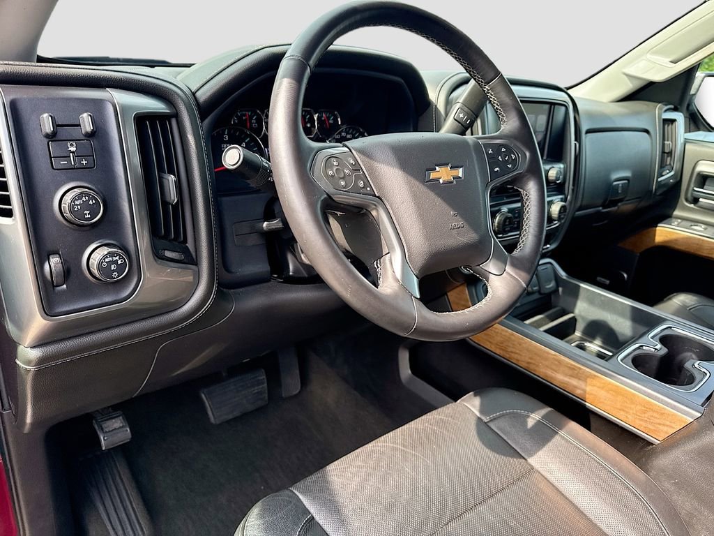 Used 2016 Chevrolet Silverado 1500 LTZ w/ LTZ Plus Package AWD/4WD image 11