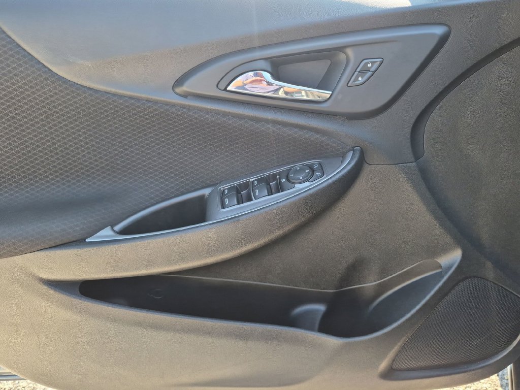 Used 2023 Chevrolet Malibu LT FWD image 35