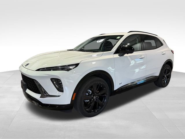 Certified 2025 Buick Envision Sport Touring image 3