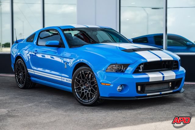 Used 2013 Ford Mustang Shelby GT500 RWD image 35