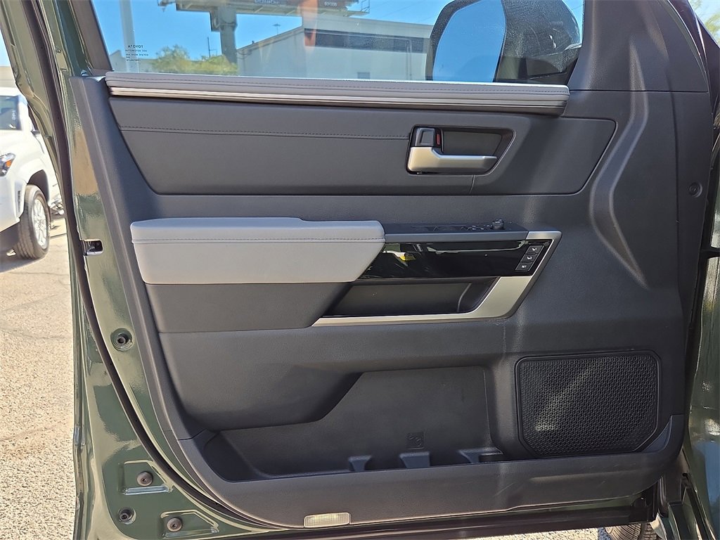 Used 2023 Toyota Tundra Limited image 21