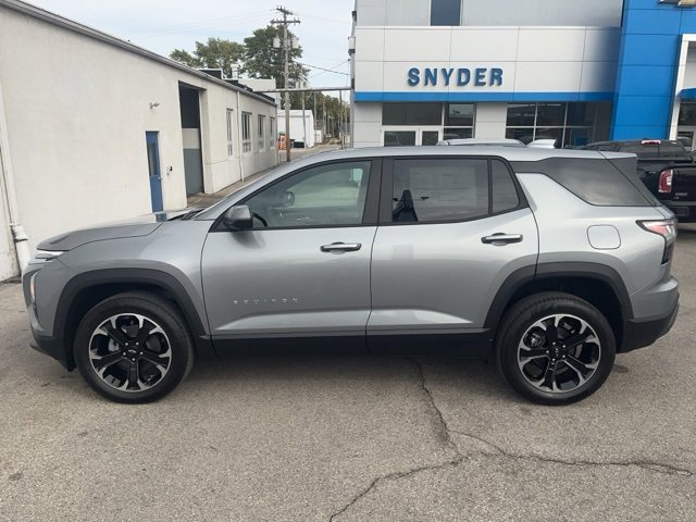 New 2026 Chevrolet Equinox LT w/ Convenience Package II image 2