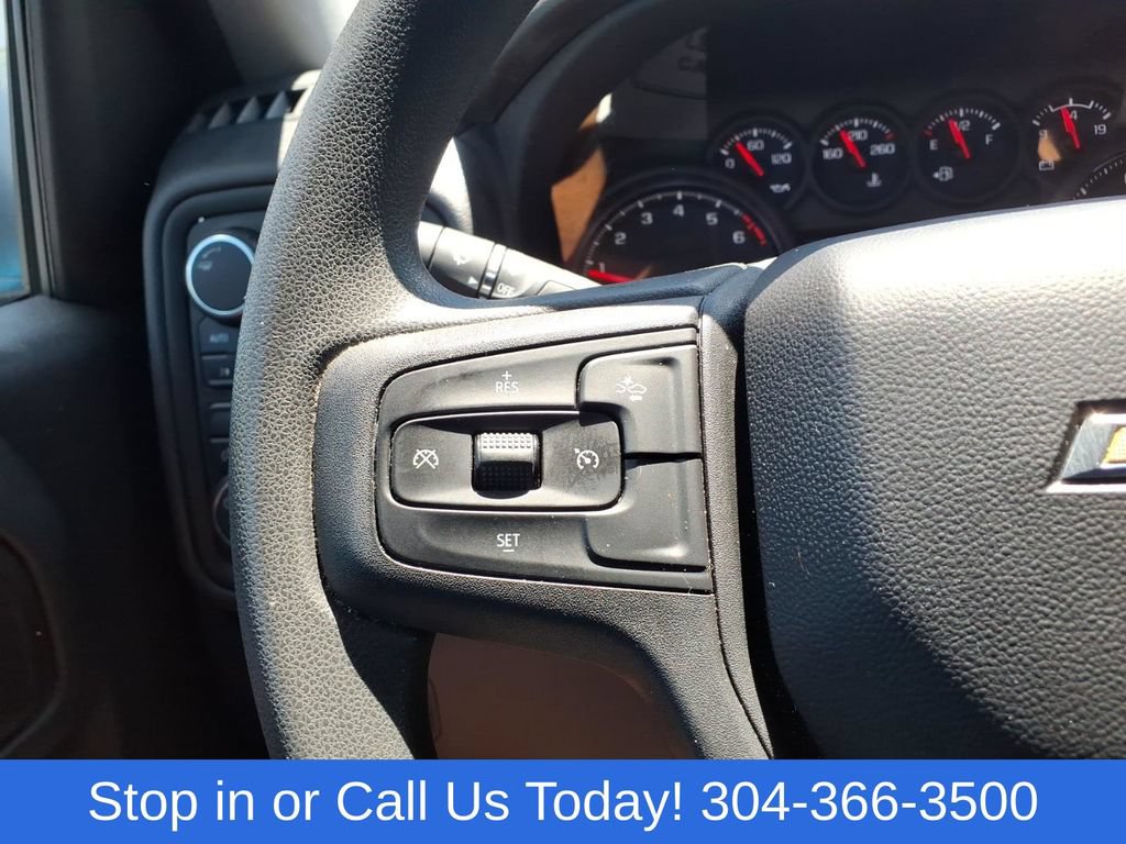 Used 2023 Chevrolet Silverado 1500 Custom AWD/4WD image 23