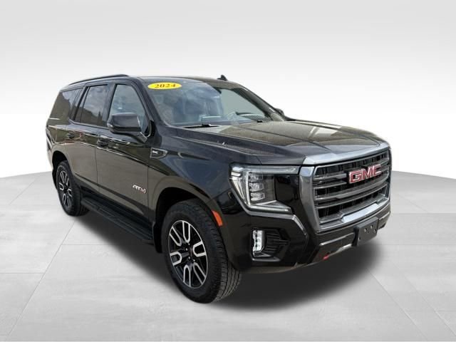 Used 2024 GMC Yukon AT4 w/ LPO, Floor Liner Package AWD/4WD image 8