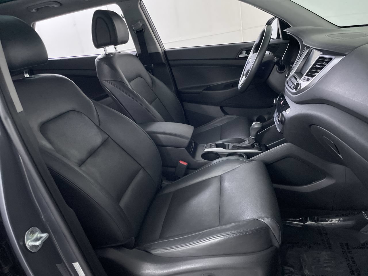 Used 2016 Hyundai Tucson Limited w/ Option Group 03 AWD/4WD image 25
