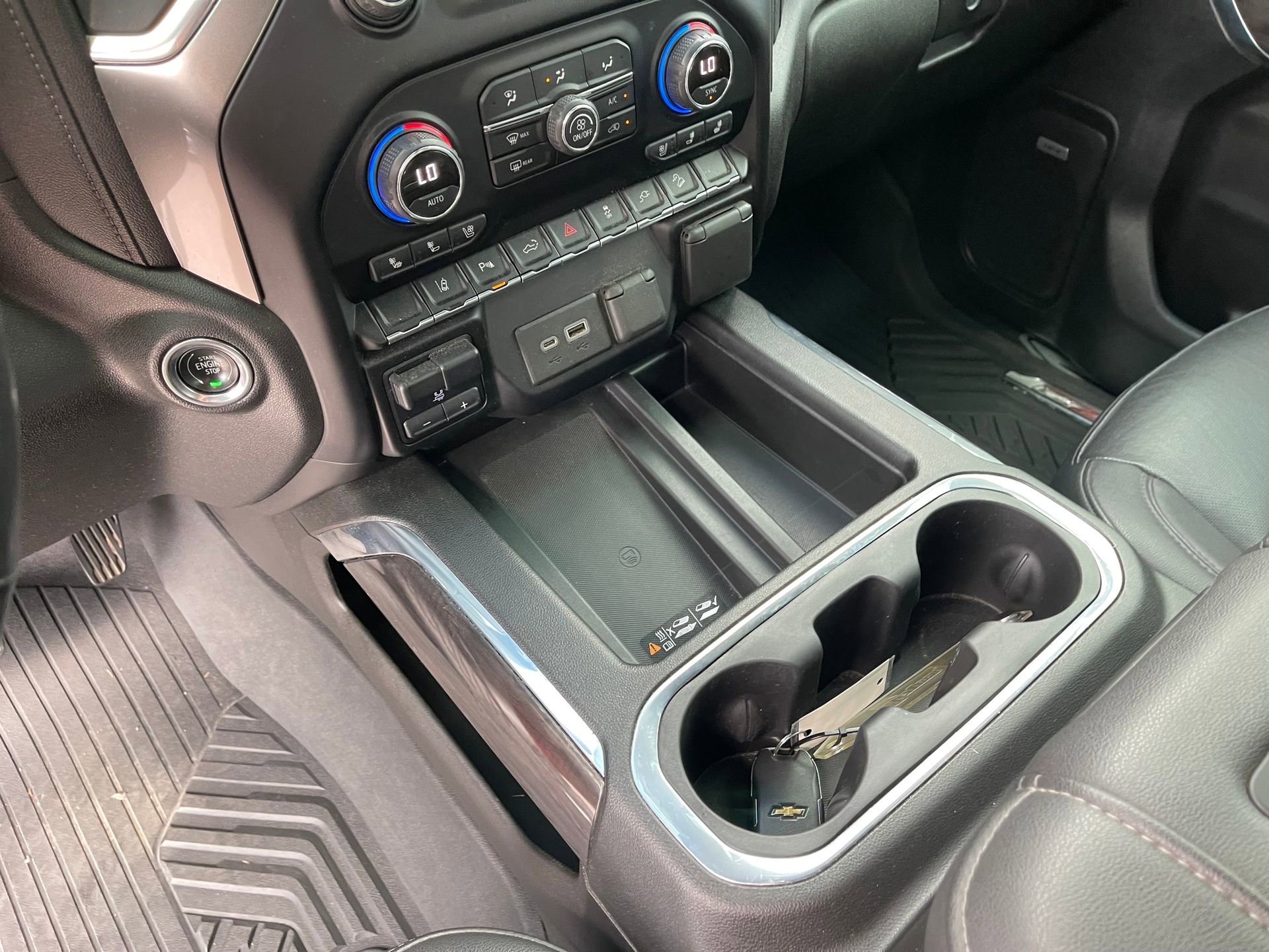 Used 2021 Chevrolet Silverado 2500 LTZ w/ LTZ Premium Package AWD/4WD image 18