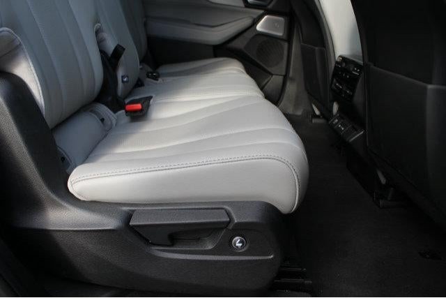 Used 2025 Acura MDX w/ Technology Package FWD image 26