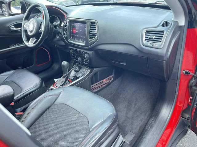 Used 2017 Jeep Compass Trailhawk w/ Navigation Group AWD/4WD image 29