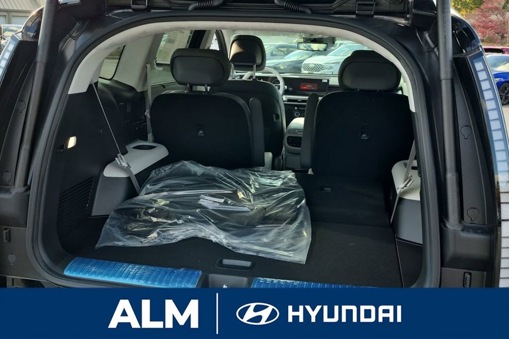 New 2026 Hyundai Ioniq 9 Calligraphy image 8