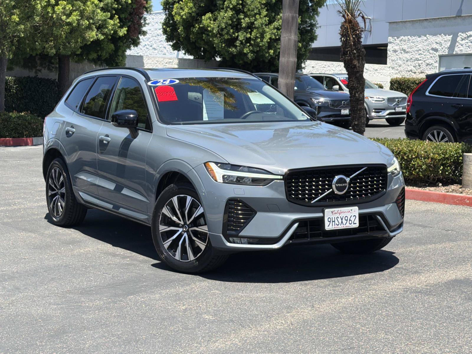 Certified 2024 Volvo XC60 B5 Core w/ Protection Package Premier AWD/4WD video 1