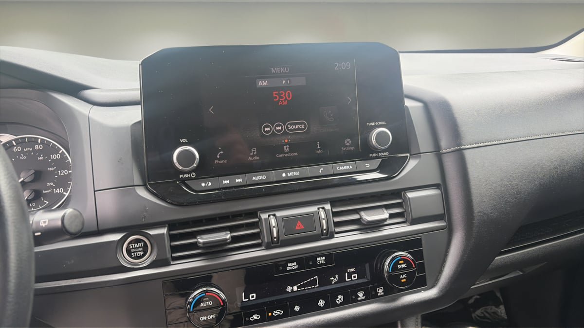 Used 2023 Nissan Pathfinder S w/ Cargo Package FWD image 15