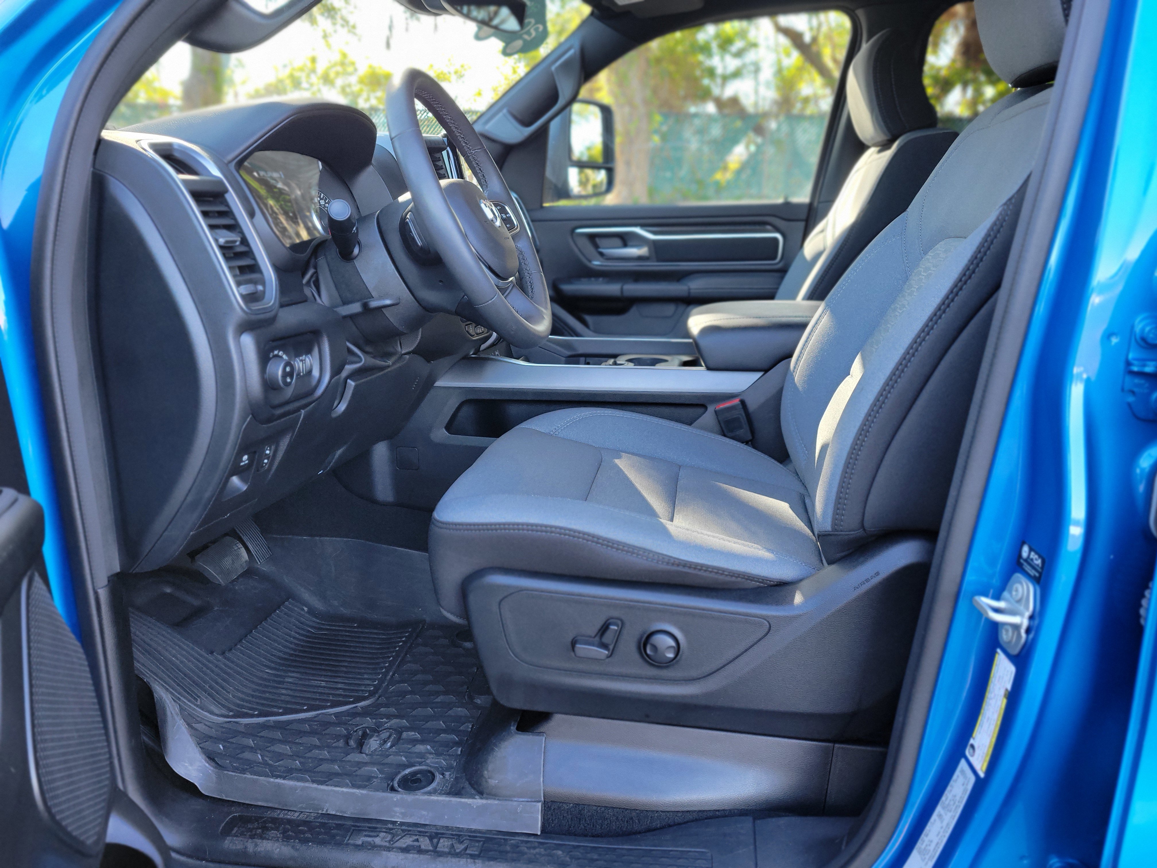 Used 2025 RAM 1500 Big Horn image 34